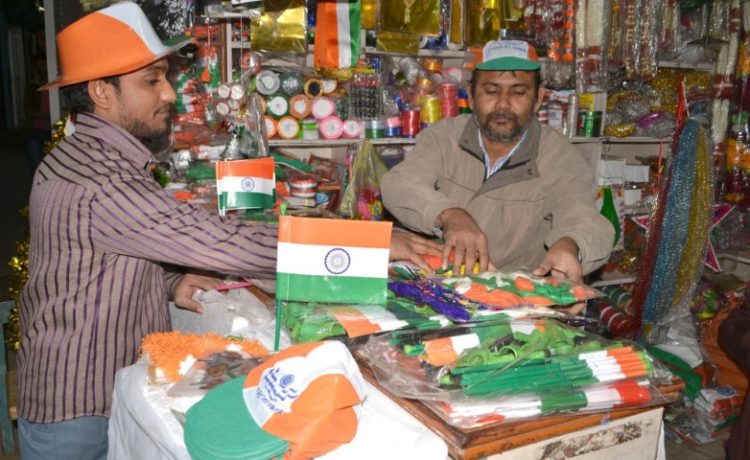 Ahead of I-Day, Tricolour sales dip sharply amid Covid
