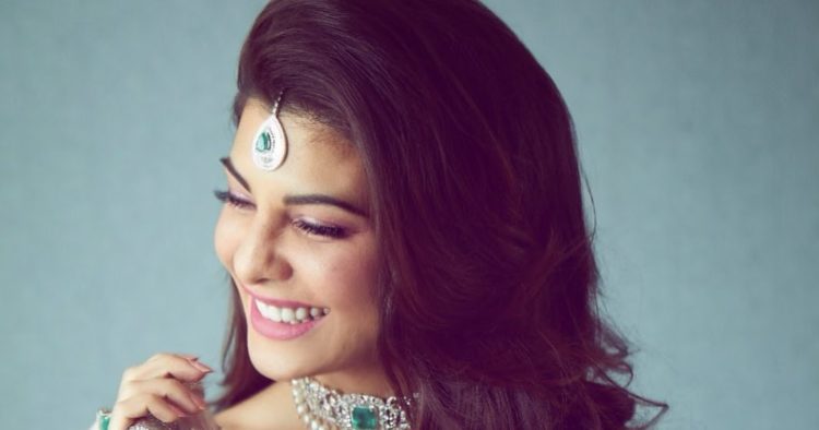 Jacqueline Fernandez gives a sneak peek into her morning routine with Listerine®