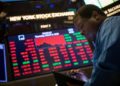 US stocks fall after Fed minutes