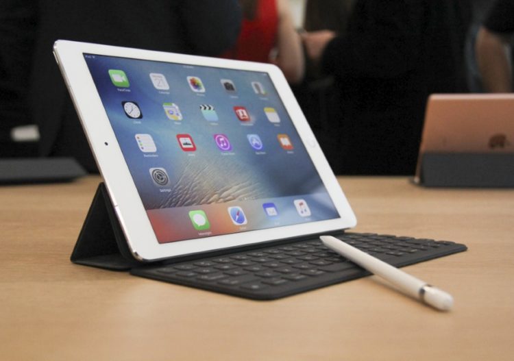 Bigger screens to drive global , 161mn units in 2020