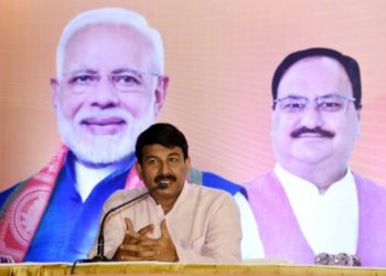 Manoj Tiwari starts election campaign of BJP in Bihar