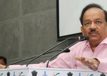 2,110 fined for not wearing masks in Delhi
