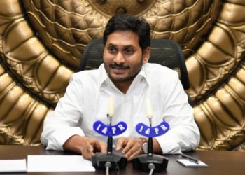 Thousands paid tributes to Assam’s longest serving ex-CM Gogoi