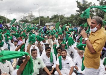Huge response to Bharat bandh in Karnataka towns, villages
