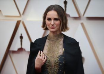 MIM leader in Telangana opens fire, two injured