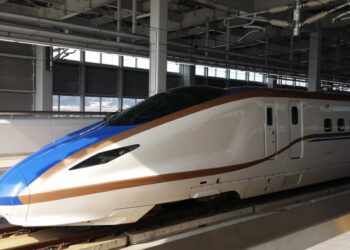 Ladakh to be developed as international tourism hub: Union Minister