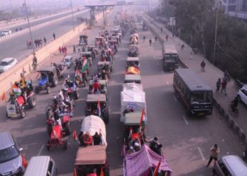 Delhi Police clears Burari ground of farmers