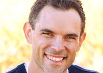 Wife attempts suicide after killing man, posts info on FB