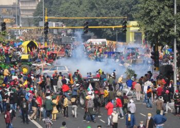 Tractor rally violence: Medha Patkar, Yogendra Yadav among 37 named in FIR