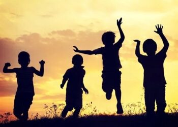 Study highlights importance, complexities of family mealtimes