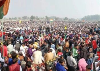 Police chief felicitates constable for saving elderly couple