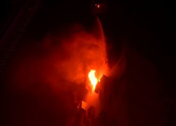 7 killed in Railway building fire in Kolkata