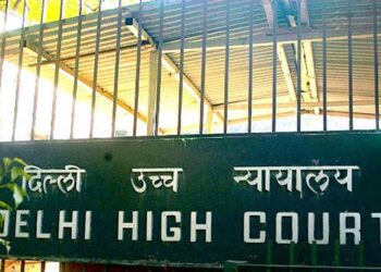 Delhi HC alarmed by ‘masks on chins’ during flights