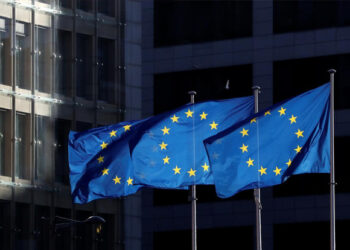 EU tightens Covid-19 vaccine export rules