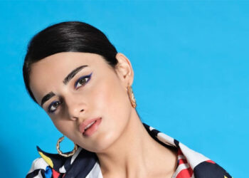 As long as I’ve people’s support, I don’t care if BJP, Cong curse me for tricolour move: Kejriwal