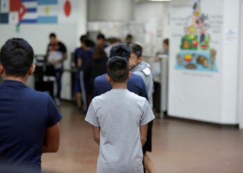 US to open more beds for immigrant children as numbers rise
