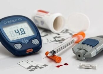 COVID protocols given a go-by on suburban trains