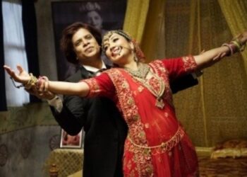 'Shah Rukh Khan' to release his film a week before Salman's Radhe