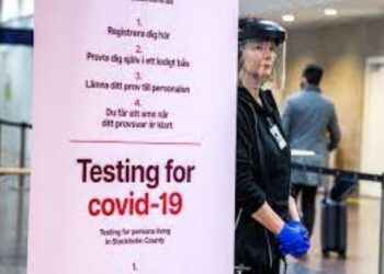 COVID protocols given a go-by on suburban trains