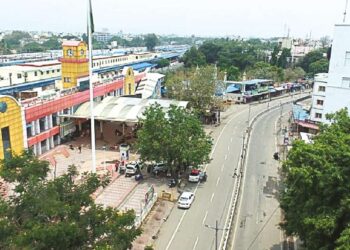 Western region complies with shutdown in toto