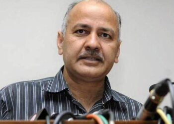 Delhi govt to float global tender for vaccines: Sisodia