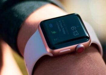 Future Apple Watch models could feature body temperature, blood glucose sensors