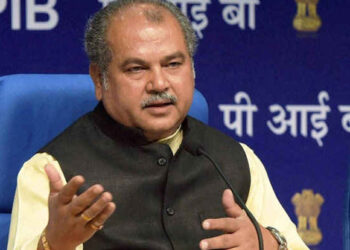 Centre ready to talk to protesting farmers, but not on repeal of three agri laws: Tomar