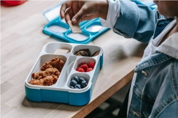 Longer lunch breaks can encourage kids to eat more fruits, vegetables: Study