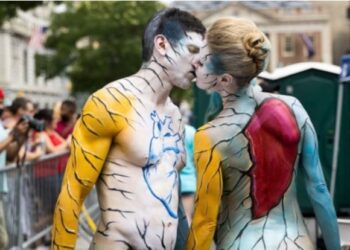 Models shed clothes for annual Bodypainting Day in NYC