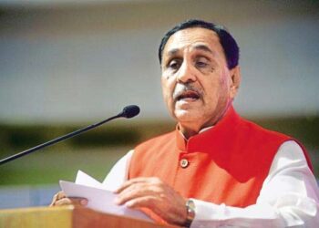 Dealing strictly with cow slaughter, those 'trapping' Hindu girls: Guj CM