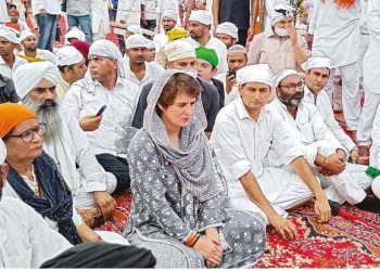 Priyanka, prominent ryots’ leaders take part in ‘antim ardas’