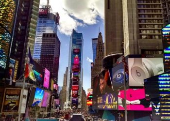As tourism brightens, Times Square hopes to regain luster
