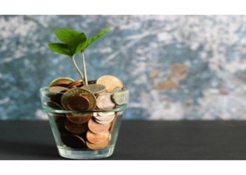 How to be a savvy spender during the festive season