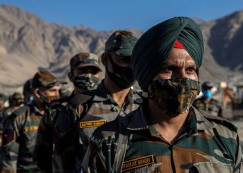 New Army combat uniforms next year