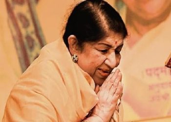 Lata Mangeshkar off ventilator but under observation: doctor
