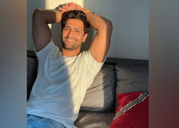Vicky Kaushal thanks internet for spamming him with hilarious Team India U-19 World Cup meme