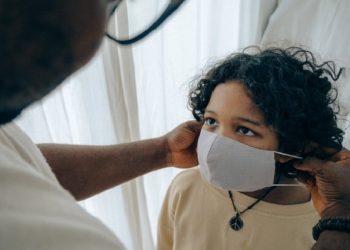 Child masking in early pandemic associated with reduced Covid-19 issues, finds study