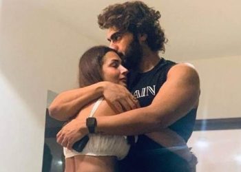 Valentines day 2022: From newlyweds to timeless couples, here’s how Bollywood celebrated the day