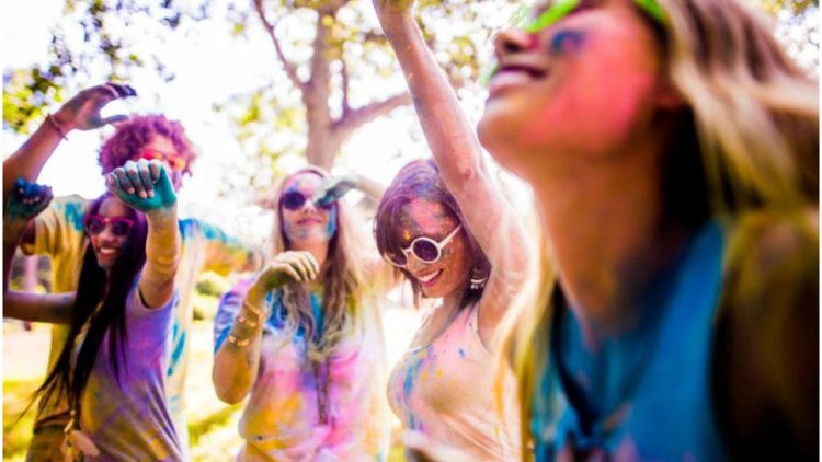 5 Styles To Slay Your Holi Bash