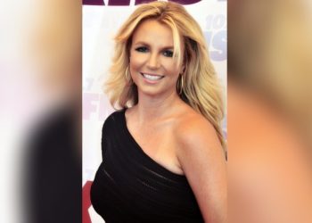Britney Spears considers getting breast enhancement surgery after weight loss