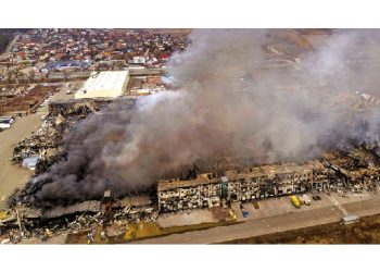 Russia halts strikes for evacuations but battles continue