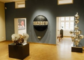 30 Leading South Asian artists