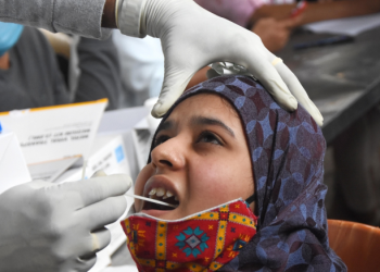 Delhi sees marginal decline in daily Covid tally with 479 cases