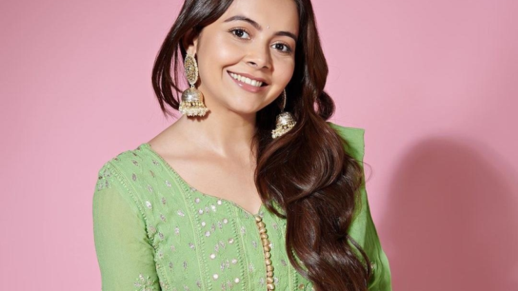Devoleena speaks up against discrimination faced by TV actors