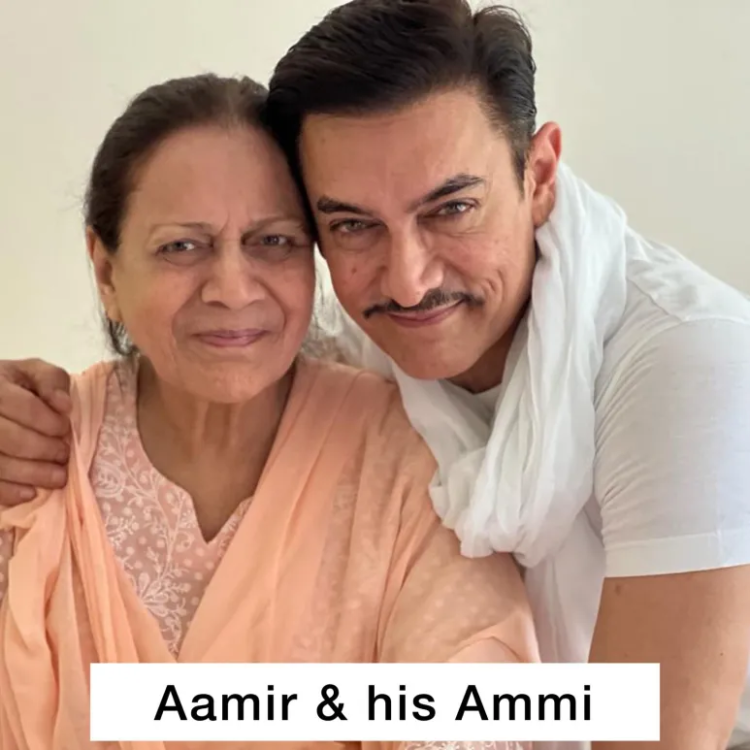 Mother’s Day Special: Check out the adorable pictures of Aamir Khan with his beloved mother and family!