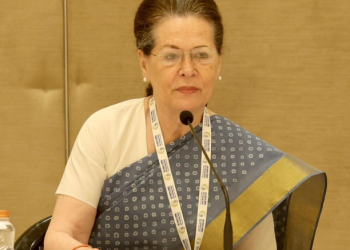 Sonia Gandhi’s popularity rating in the red