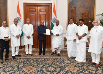 Agnipath row: Cong delegation meets President Kovind