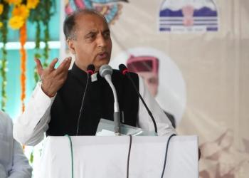 Himachal CM opens Kangra Valley festival