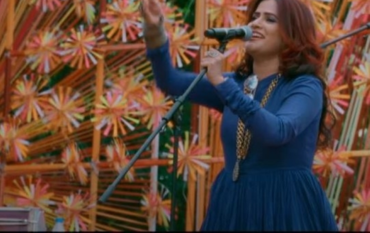 Sona Mohapatra’s ‘Piya Se Naina’ music video an assertion of her femininity