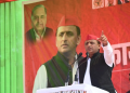 Akhilesh comes out in support of Cong President Sonia Gandhi